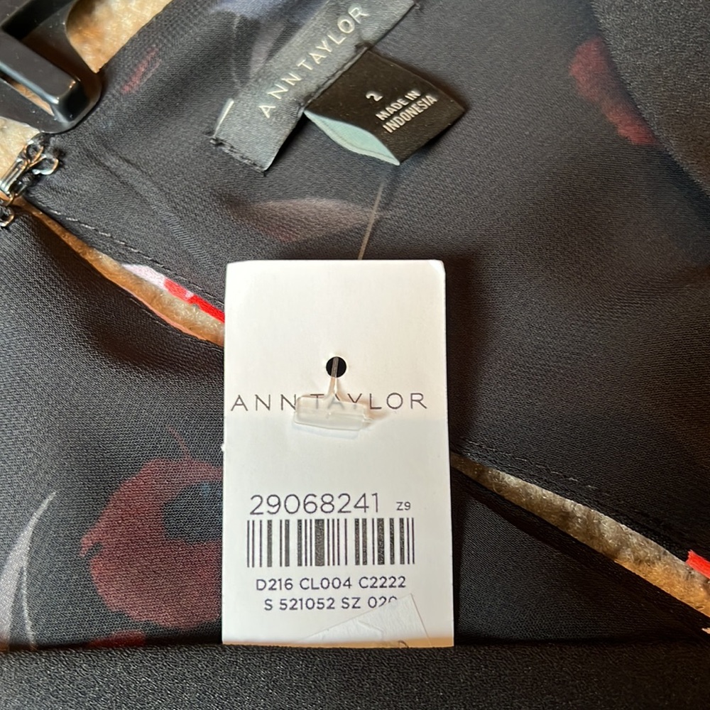 Ann Taylor jump suit - Picture 5 of 8